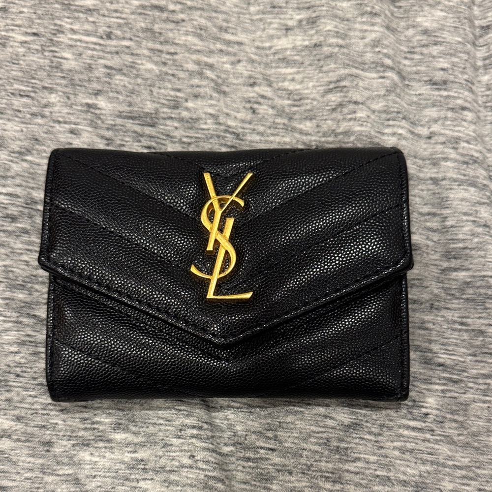 FAUX Yves Saint Laurent Black Wallet with Gold Logo